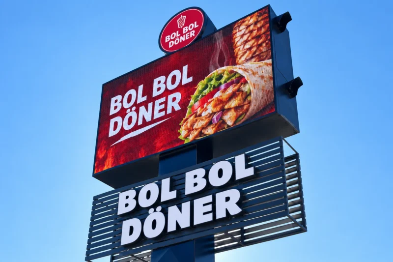 Bol Bol Döner için P5 RGB LED ekranlı totem tabela